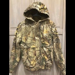 Youth XL 14-16 Realtree Jacket. Only worn twice. Like new.